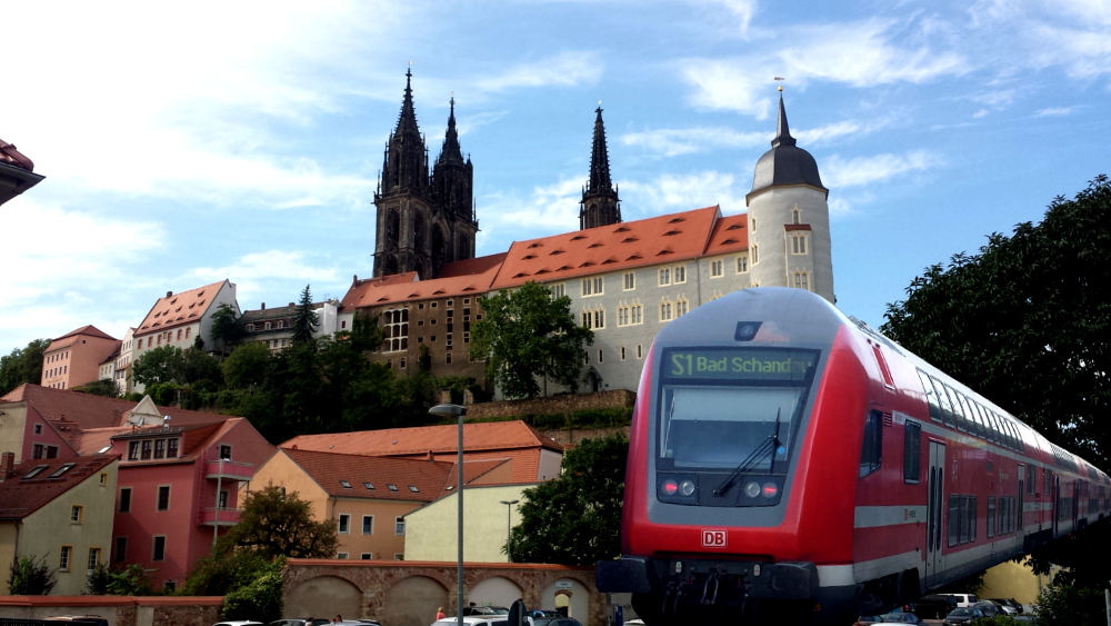 Zusätzliche Busse und S-Bahnen verkehren zu den Festen am Wochenende in Meißen und Radebeul ©MeiDresden.de