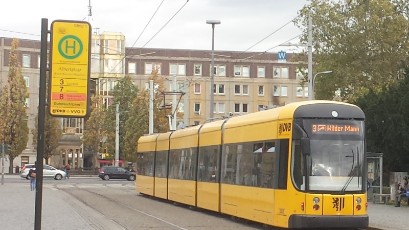 Straßenbahnen kehren am Montag auf den Stadtring zurück, auch Autoverkehr rollt wieder normal. ©MeiDresden.de